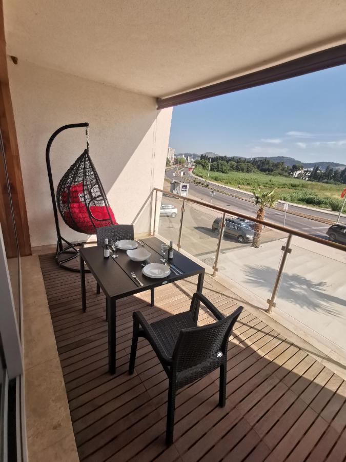 New Luxury Apartments Bar Extérieur photo
